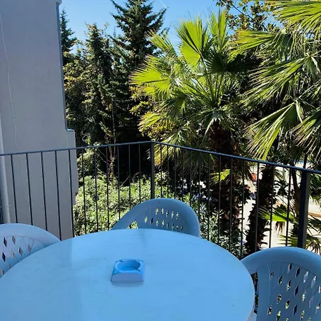Front Hotel apartamentowy *